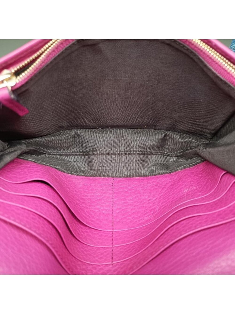Gucci Soho Rose Red Leather Messenger Bag - Picture 9 of 15
